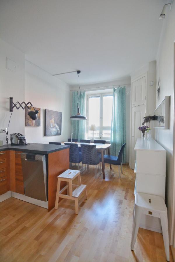 Homely - City Apartment 50M2 Helsinki Exterior photo